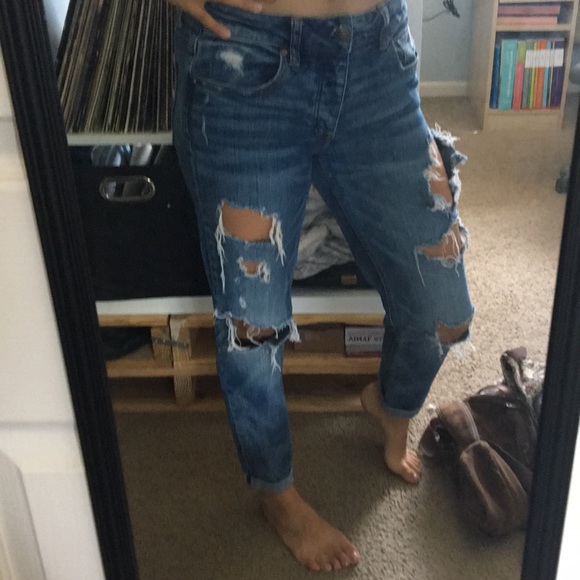 American Eagle Outfitters Pants - American Eagle mom jeans